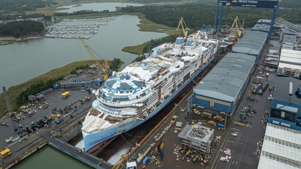 Royal Caribbean's Legend of the Seas.